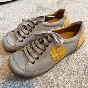 Portofino Lace Leather Walking Shoes Grey Tan Size 36 Wide Toe Box Made in Spain